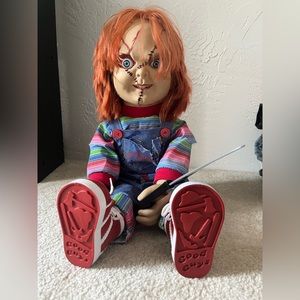 AUTHENTIC TALKING CHUCKY DOLL